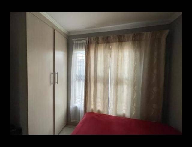 4 BEDROOM HOUSE FOR SALE IN LOTUS GARDENS